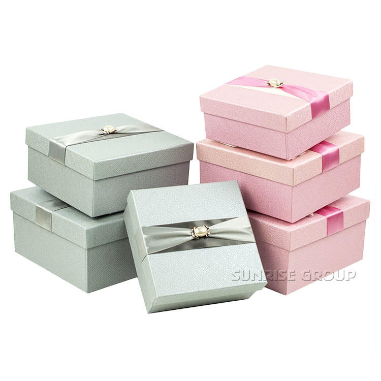 High Quality Cloth Gift Packaging Pink Square Box