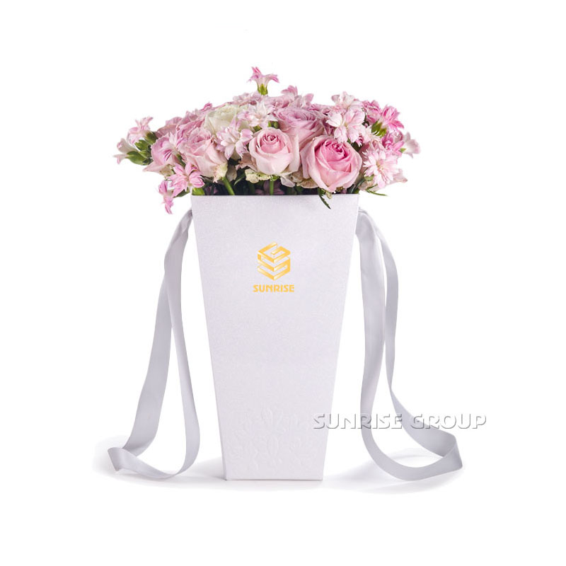 Rose Waterproof Flower Paper Packaging  Box with Handle