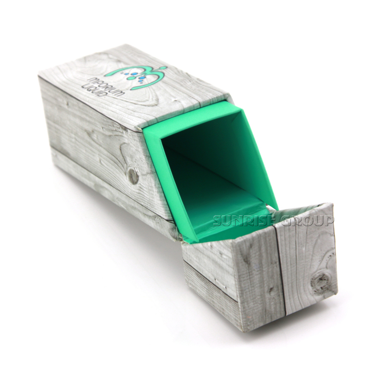 Luxury Packaging Gift Box with Wood Grain